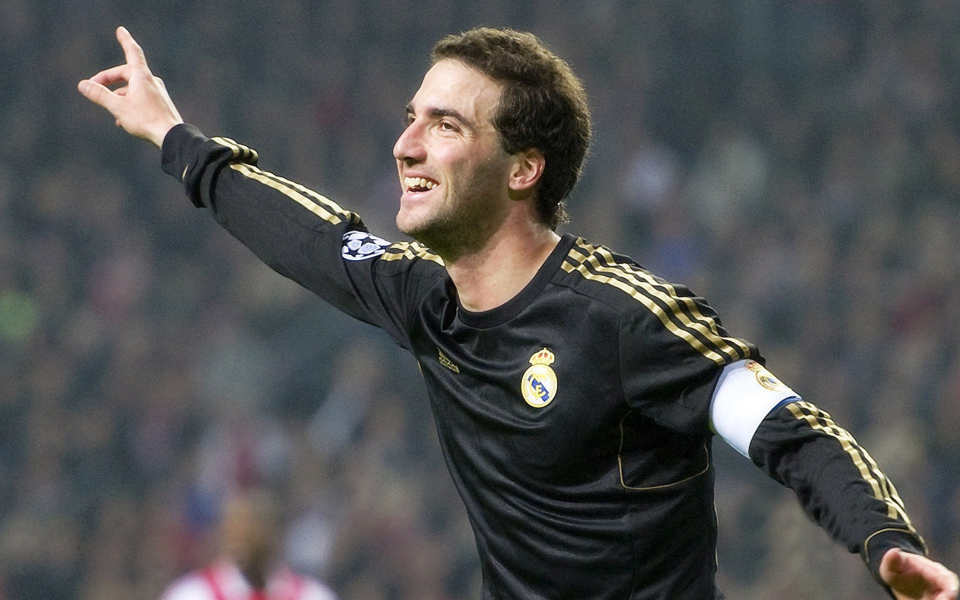 钢铁意志的共鸣，从张继科的肩到德国队的绝杀